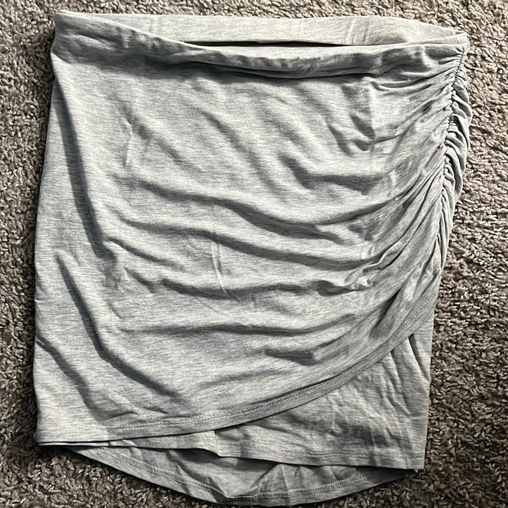 Grey skirt